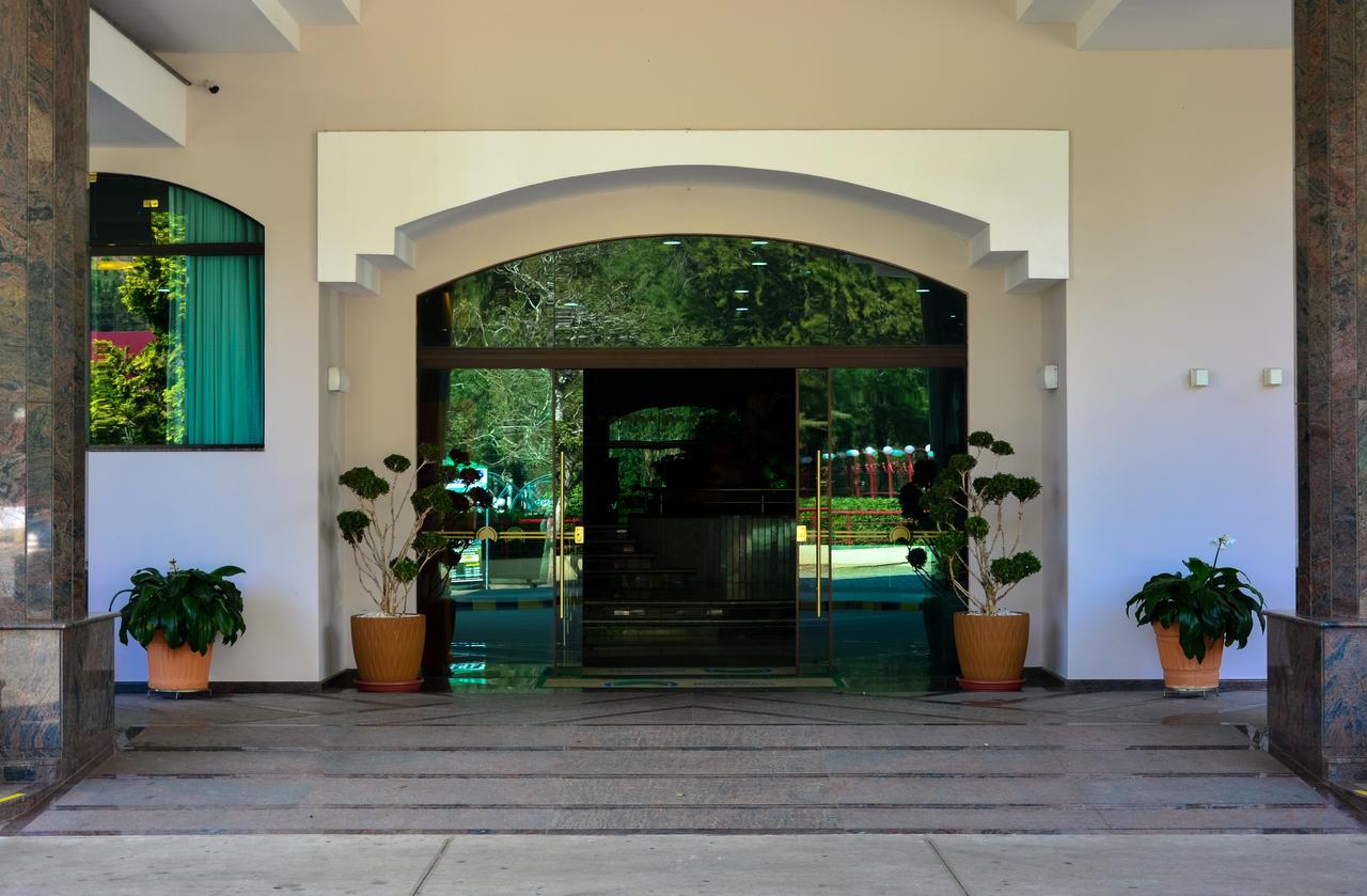 Hotel Recanto Das Hortensias Passa Quatro Exterior foto